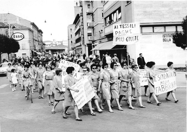 manifestazione operaie Gorizia 1960