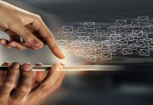Le Istituzioni non conoscono il galateo delle mail